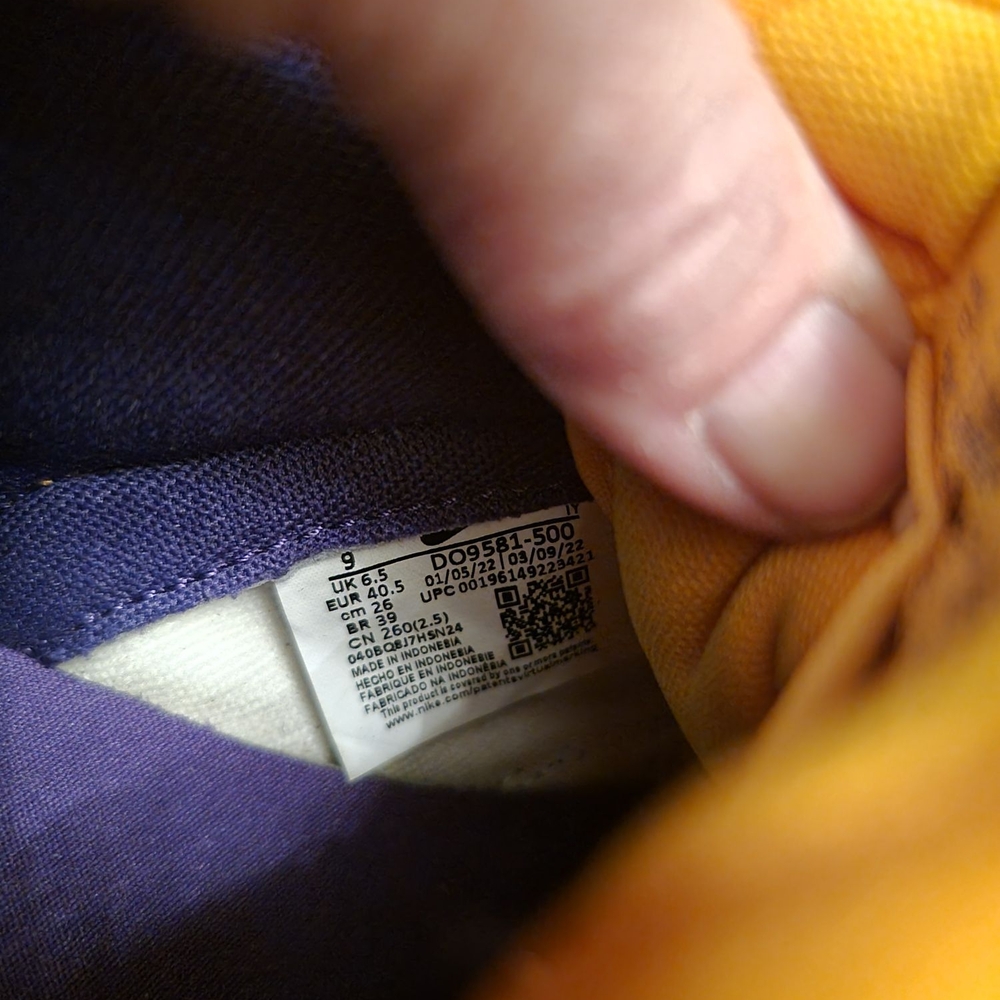 Nike Women's Size 9 Purple Lisa Leslie and Emerald mid top Sneakers. - Picture 9 of 10